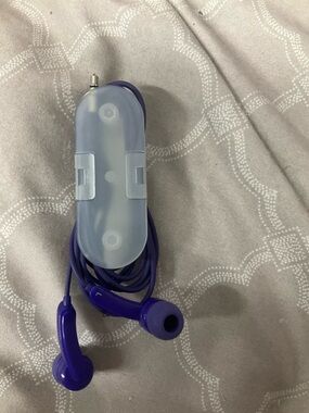 ⭐️ 10-4-$10- Purple Wired Earbuds with Carrying Case - Unbranded